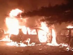 Makassar Membara! Gedung DPRD Dibakar Massa, Tuntut Kapolri Mundur Imbas Tragedi Arfan