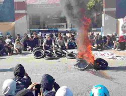 Kapolres Majene Duduk Bersama Mahasiswa, Pilih Minta Maaf di Tengah Demonstrasi