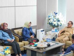 Gubernur Suhardi Duka Bahas Program Beasiswa dalam Pertemuan dengan Rektor Unasman