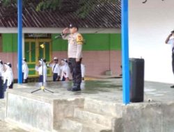 Tanamkan Disiplin dan Anti-Bullying, Polisi “Go To School” di SMPN 5 Pamboang