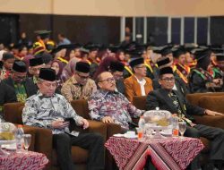 Hadiri Wisuda Universitas Muhammadiyah Mamuju, Plt Karo Pemkesra Sulbar Ajak Wisudawan Terus Belajar dan Berkontribusi